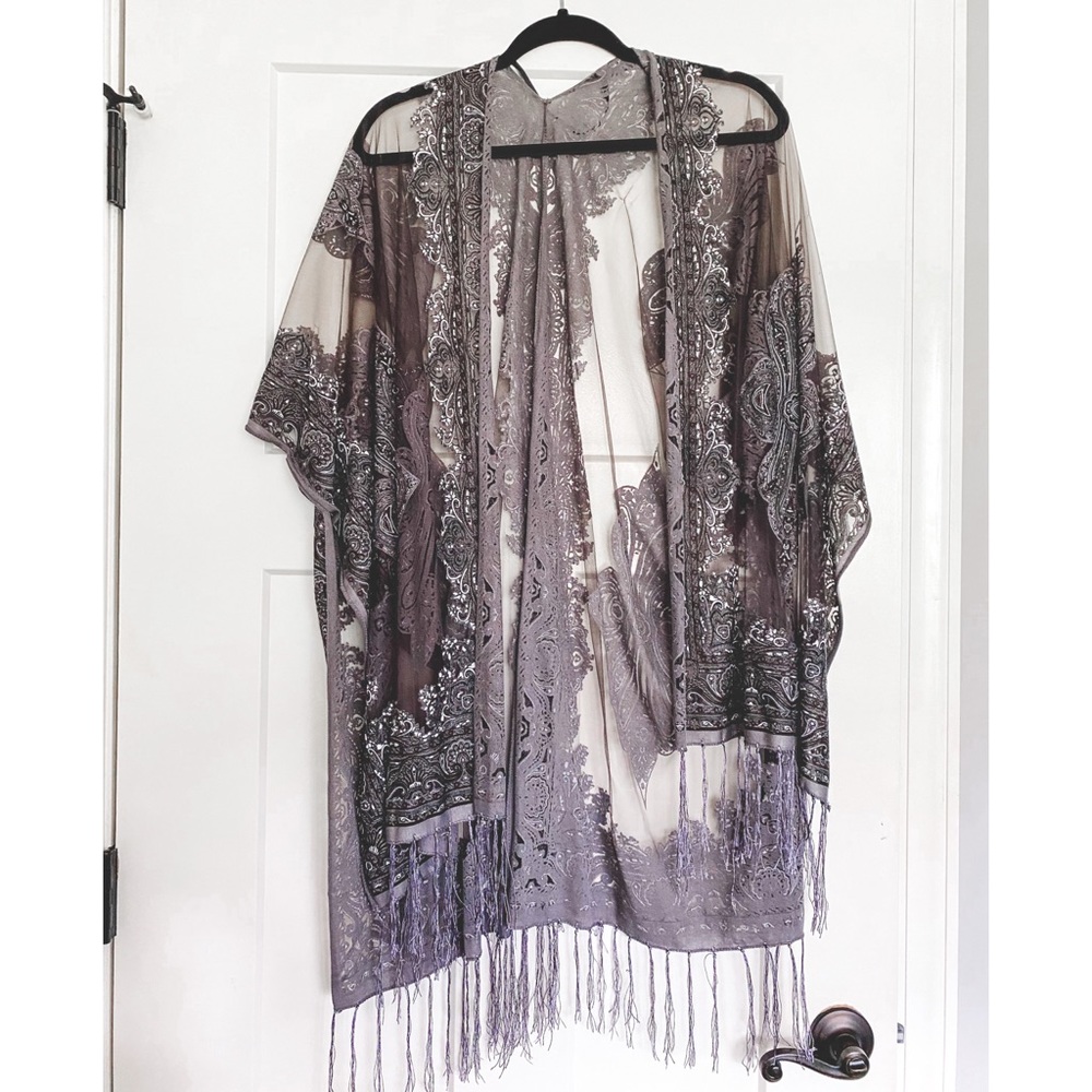 Grey kimono